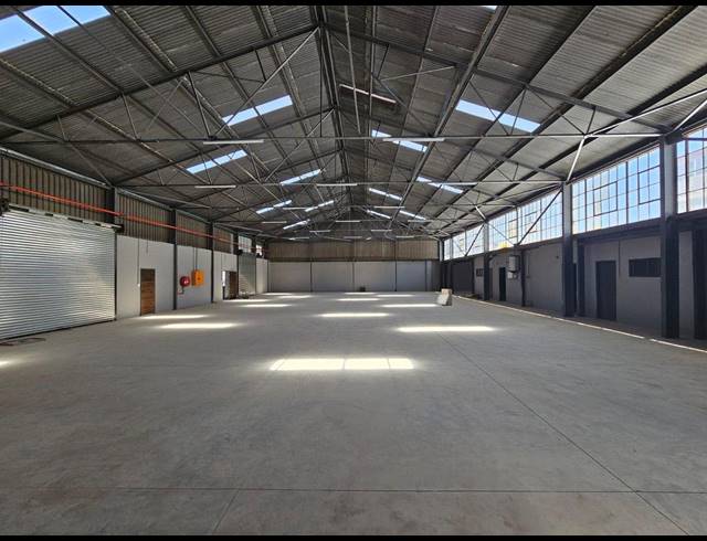 800M² WAREHOUSE TO LET IN BENROSE